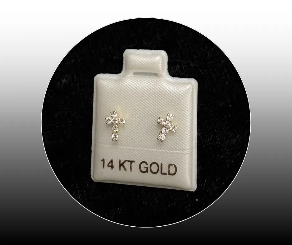 Broquel_Oro 14K_Cruz con microcirconia incrustada