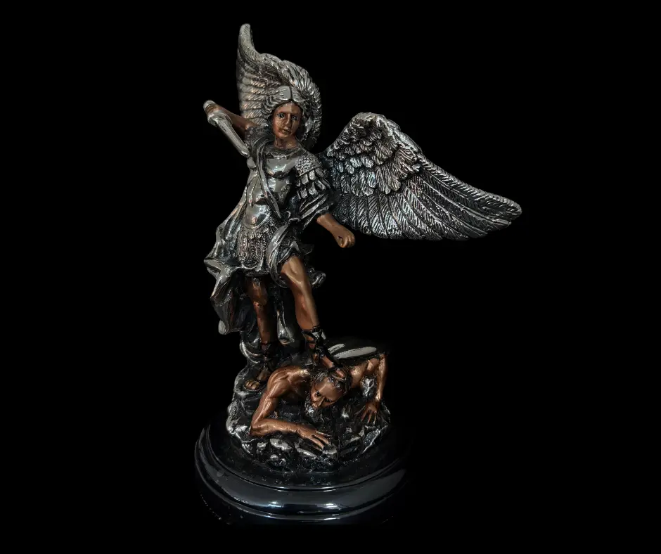 Figura cera San Miguel Arcángel