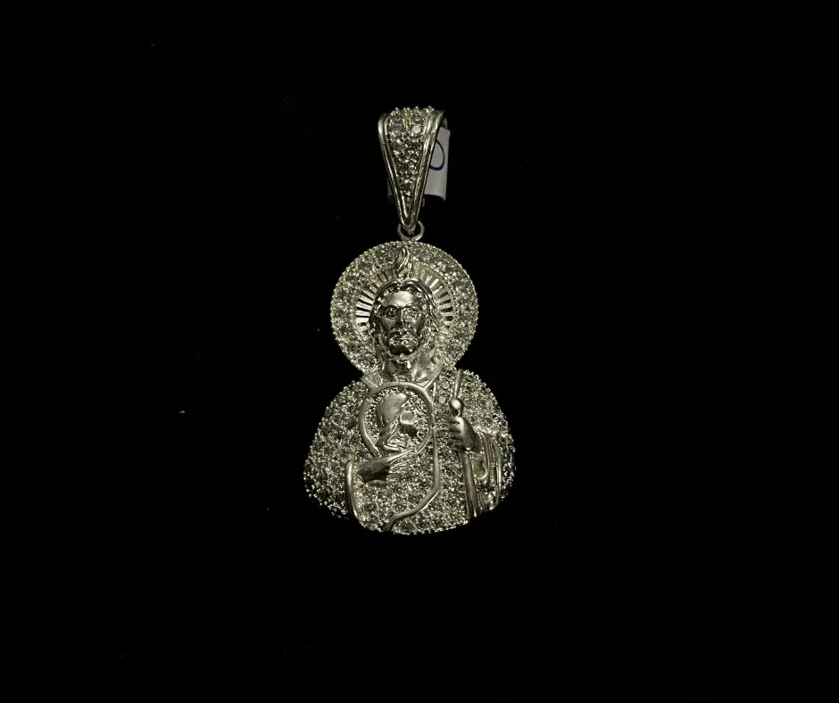 [DIJ-849] Dije circonia incrustada_ San Judas Tadeo medio cuerpo_ Blanco_ 5 cm