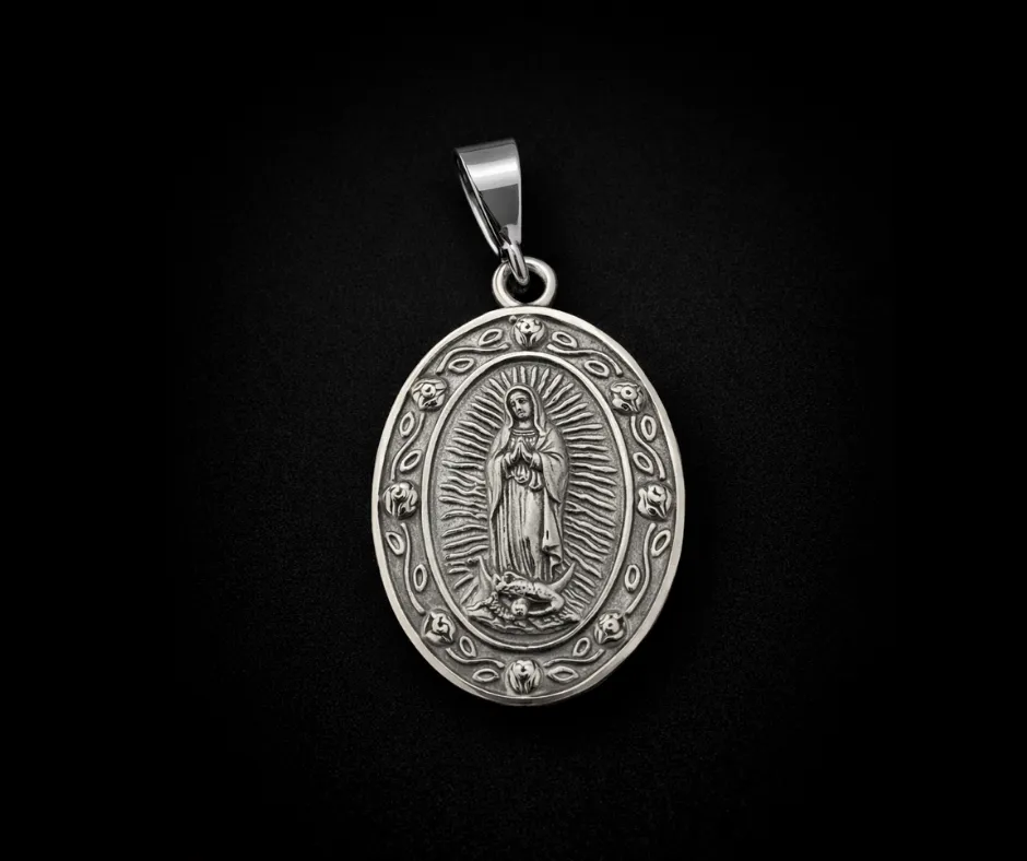 [MED-1041] Medalla Virgen de Guadalupe borde rosas 3.5 cm