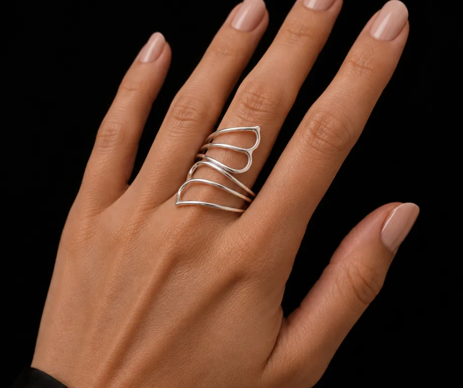 Anillo liso Alas cerradas ajustable (New)