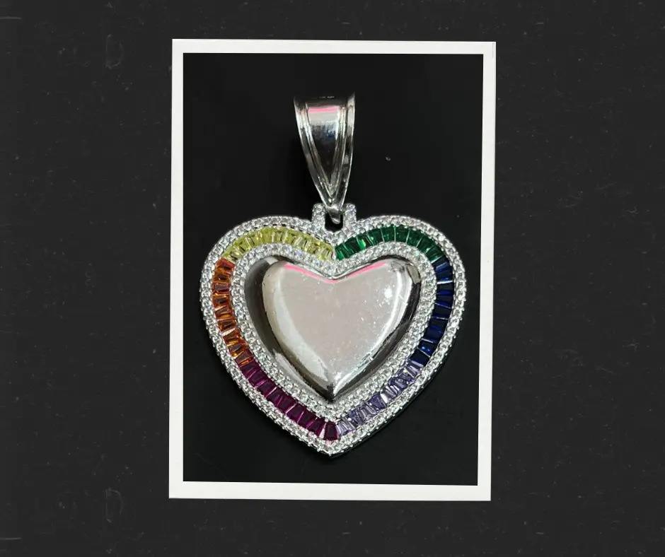 [DIJ-861] Dije circonia incrustada_ coqueto_ Corazón Multicolor_ "The eras"_ 4 cm
