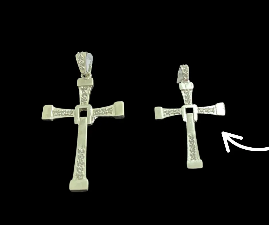 [DIJ-836] Dije circonia incrustada_ Cruz Toretto Ch_ 5.5 cm