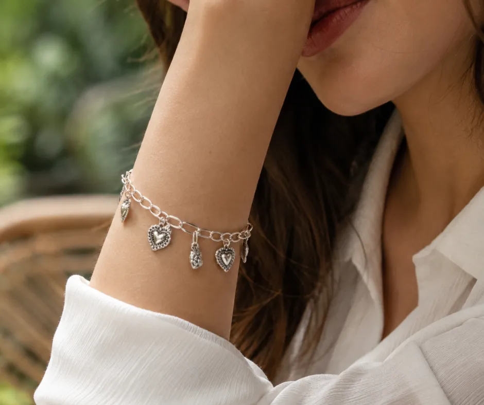 Pulsera 5 corazones diferentes 20 cm