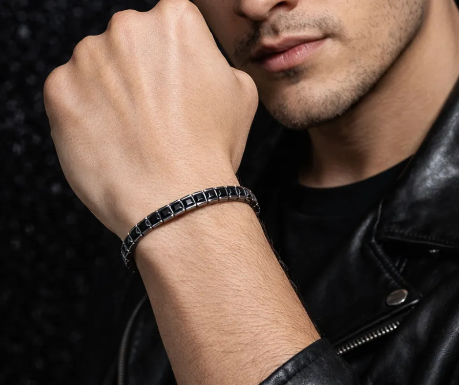 [CIR-0211] Pulso Tenis_Negro 2 mm Con Zirconias CUADRADO