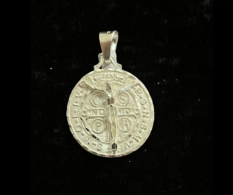 [MED-1020] Medalla San Benito con cristo 3D_ 4 cm