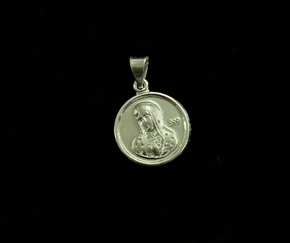 Medalla Tradicional_ Virgen de Guadalupe_lisa_tamaño moneda de 50 centavos
