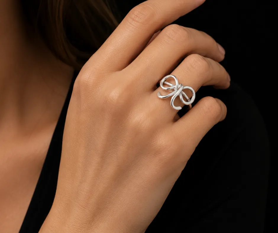 Anillo liso Moño elegante