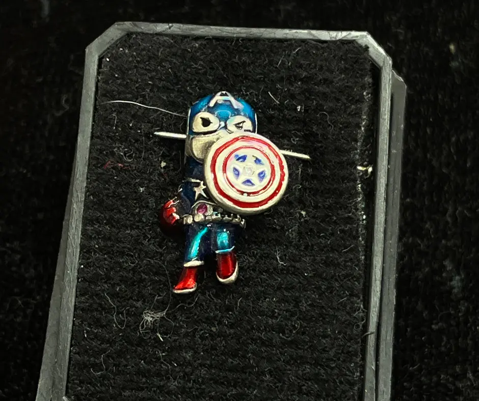 Charm_Capitán América