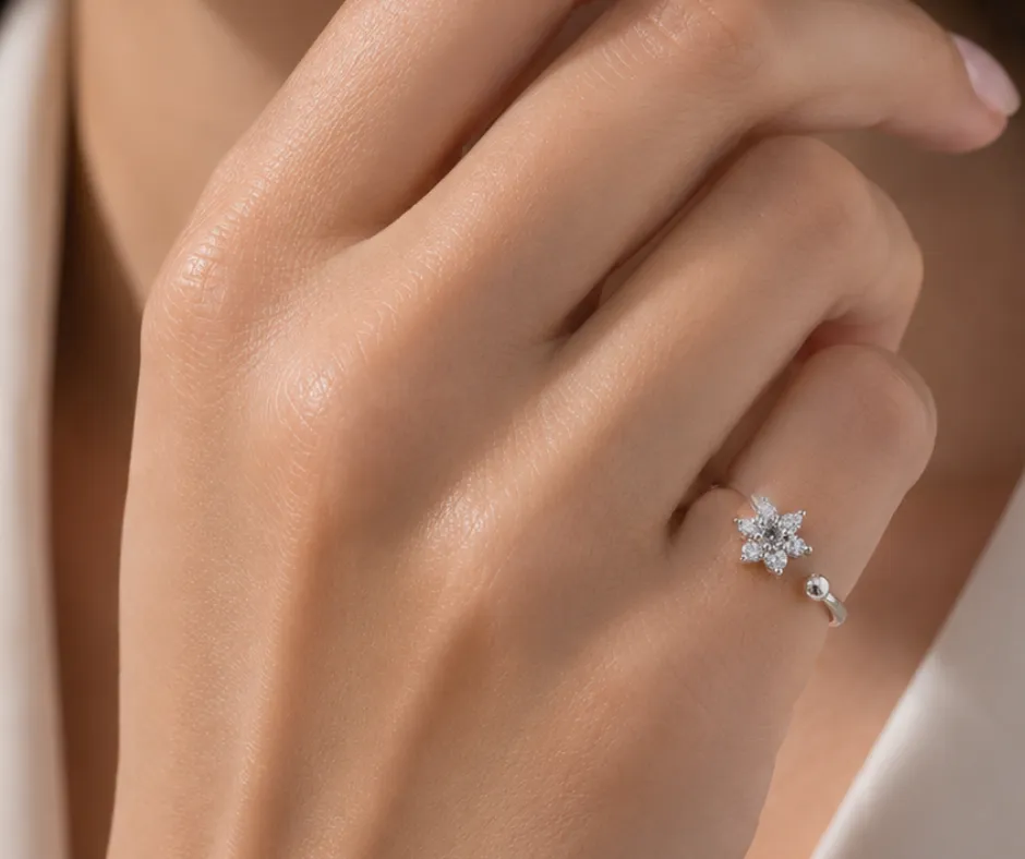 Anillo_Meñique_flor con circonia_ ajustable