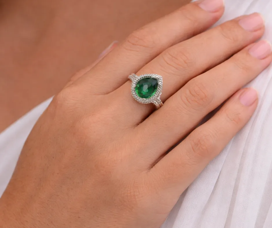 [ANI-151] Anillo_cristal verde_talla  71/2