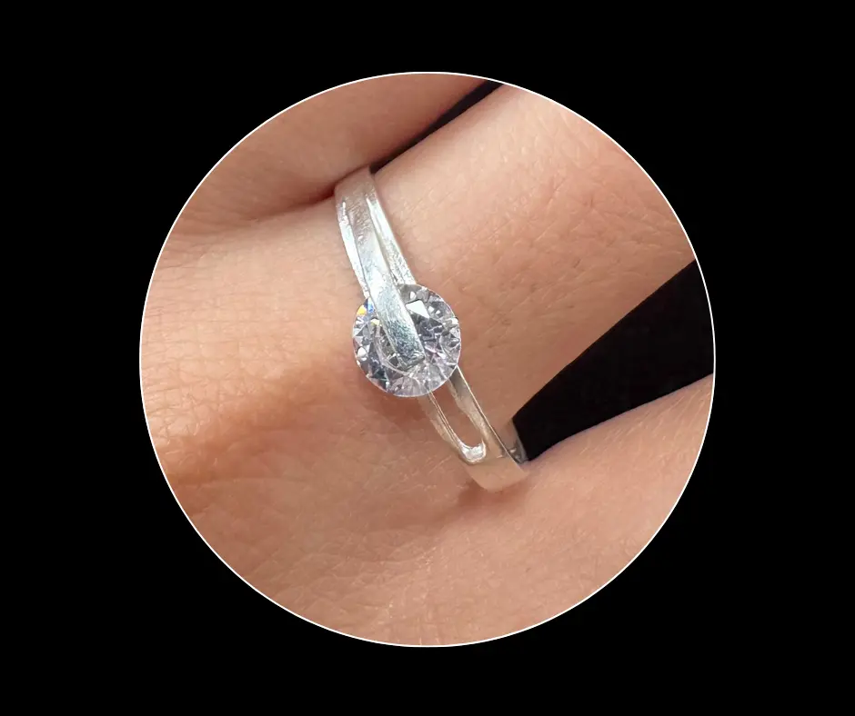 [ANI-211] Anillo_solitario abrazo_circonia
