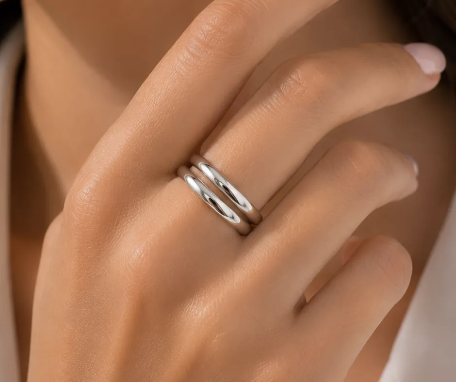 Anillo_liso_Silueta argolla_ajustable