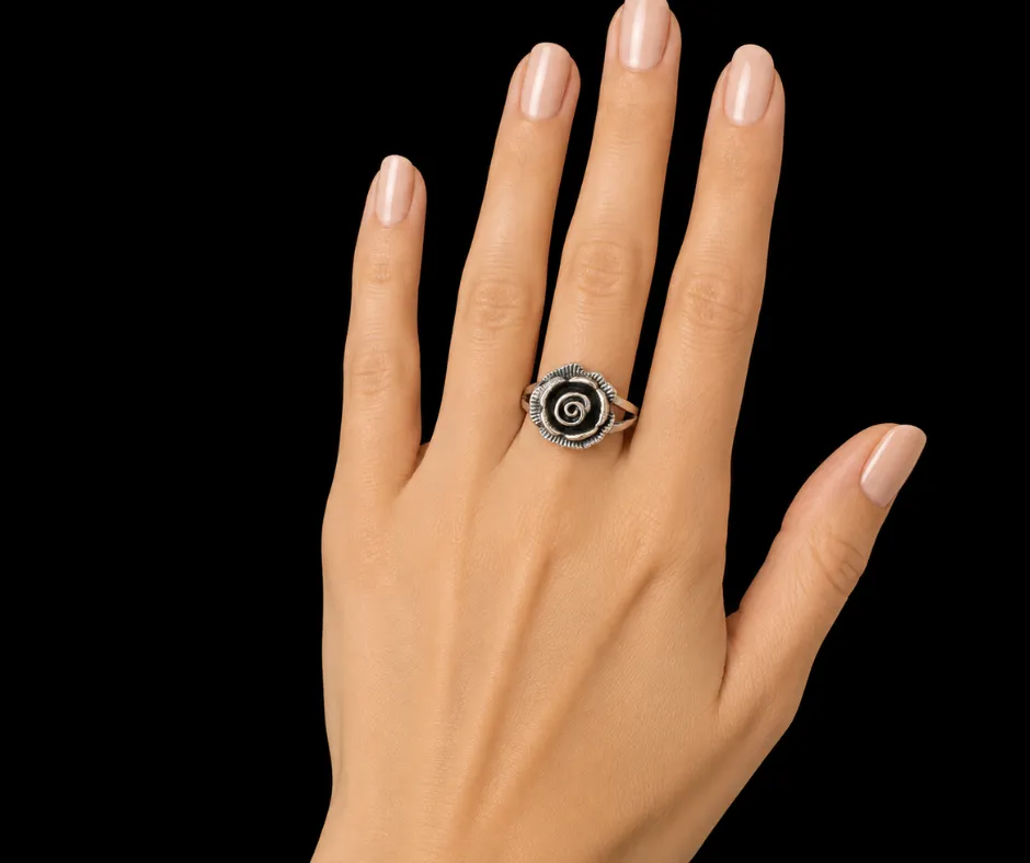 Anillo_Liso_Rosa petalos abiertos