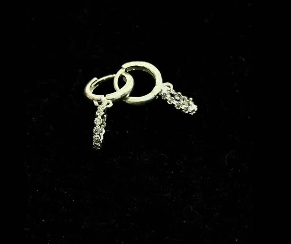 [HUG-987] Huggie_Círculo circonias