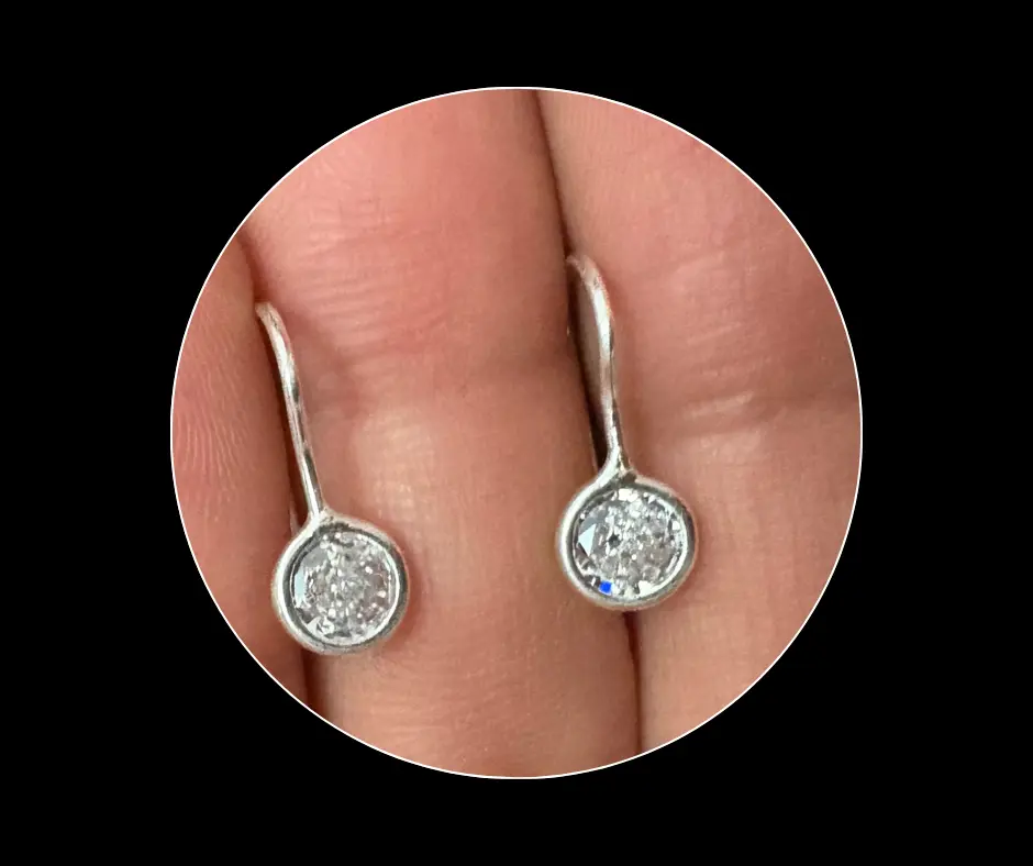 [BRO-338] Broquel_ Arracada con círculo en circonia