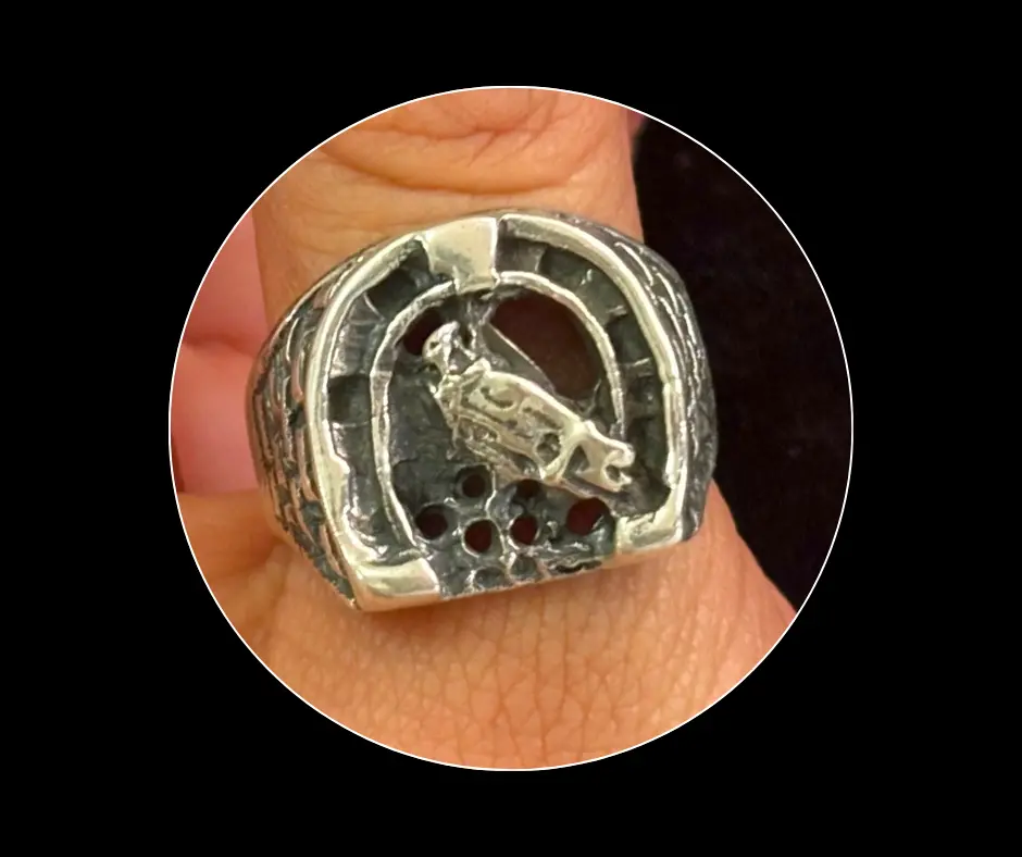 Anillo_cera_Herradura con caballo