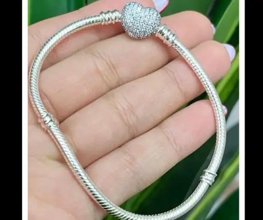 Pandora_ Pulsera cadena de serpiente broche Corazón con circonias  20 cm