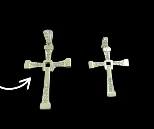 Dije circonia incrustada_ Cruz Toretto G_ 8 cm