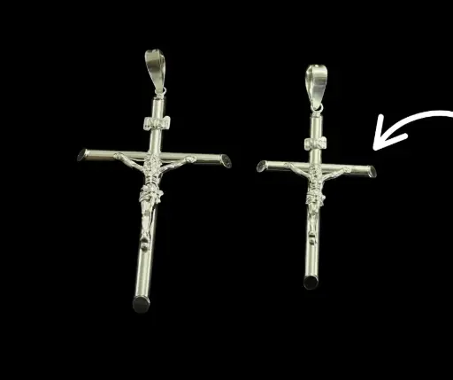 Cruz lisa tubular con cristo_ Ch_ 6 cm