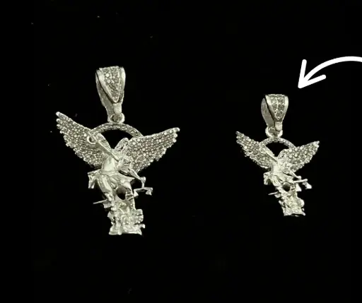 Dije circonia incrustada_ San Miguel Arcángel_ Ch_ 2.5 cm