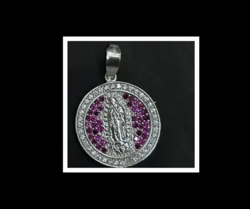Medalla circonia incrustada_ Virgen de de Guadalupe_ tamaño moneda de 1 peso_ rosa