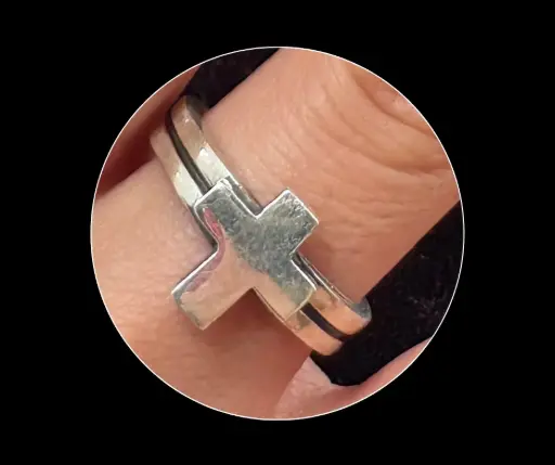 Anillo_liso_cruz