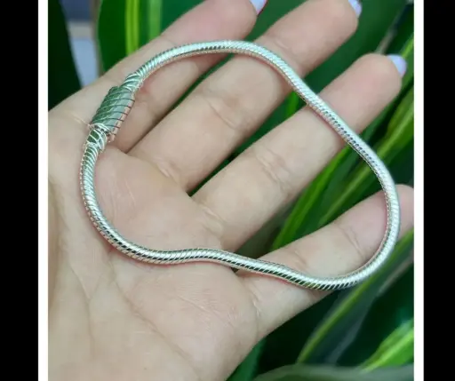 Pandora_ Pulsera cadena de serpiente broche Barril con líneas 19 cm