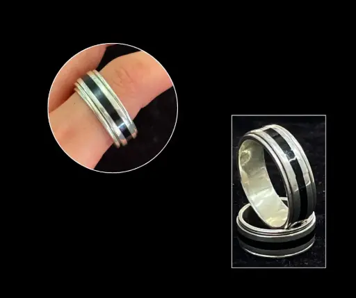 Anillo_giratorio_cera_línea negra en ópalo